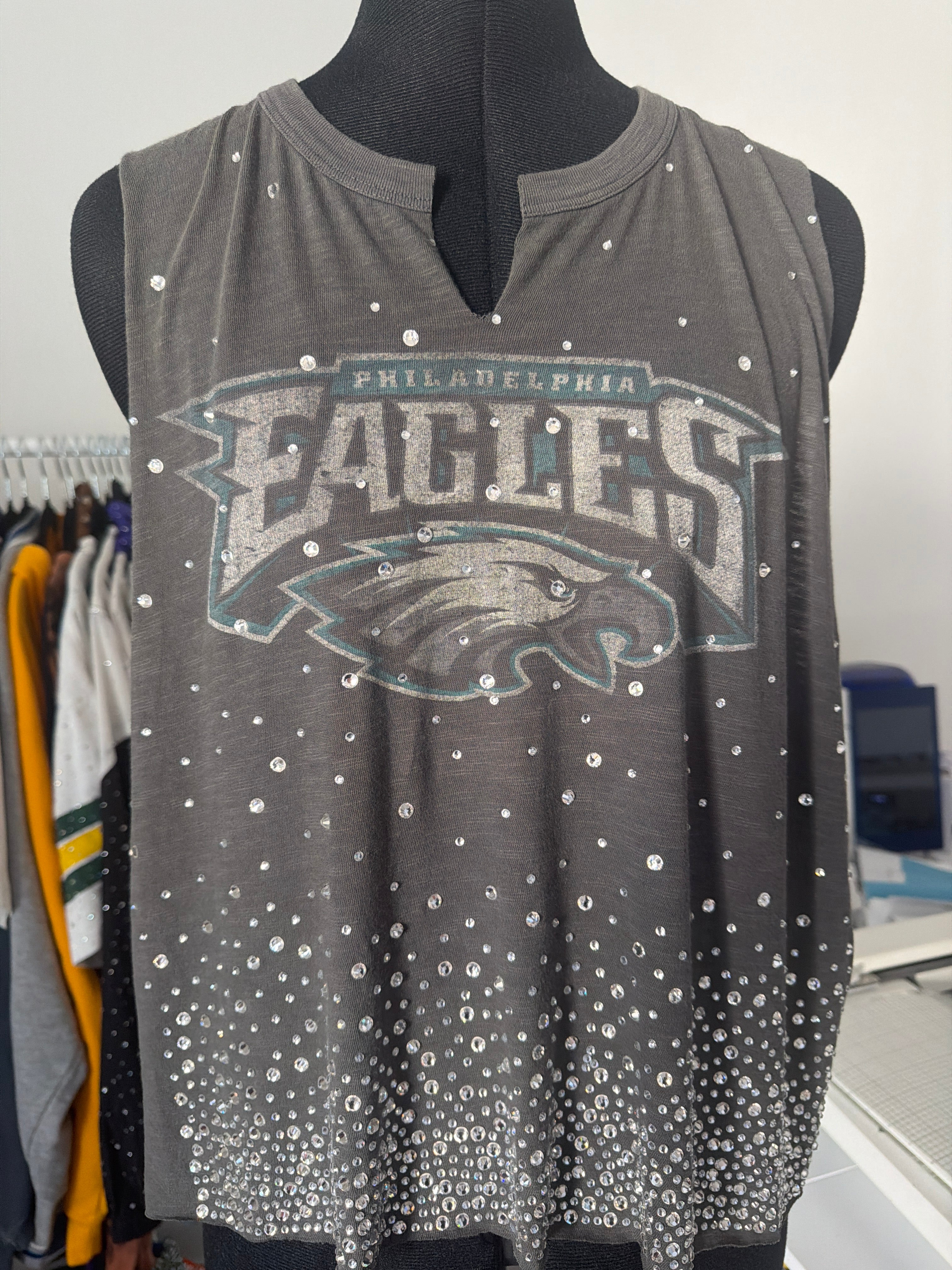 EAGLES CRYSTAL TOP