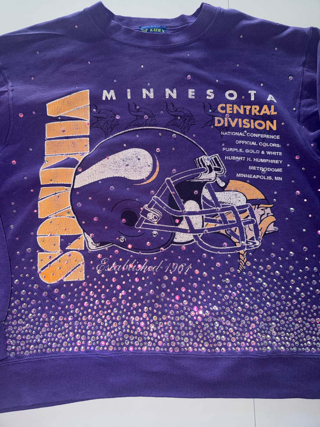 VIKINGS CRYSTAL CREWNECK