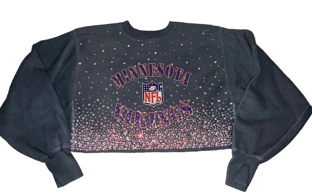 VIKINGS CROPPED CREWNECK