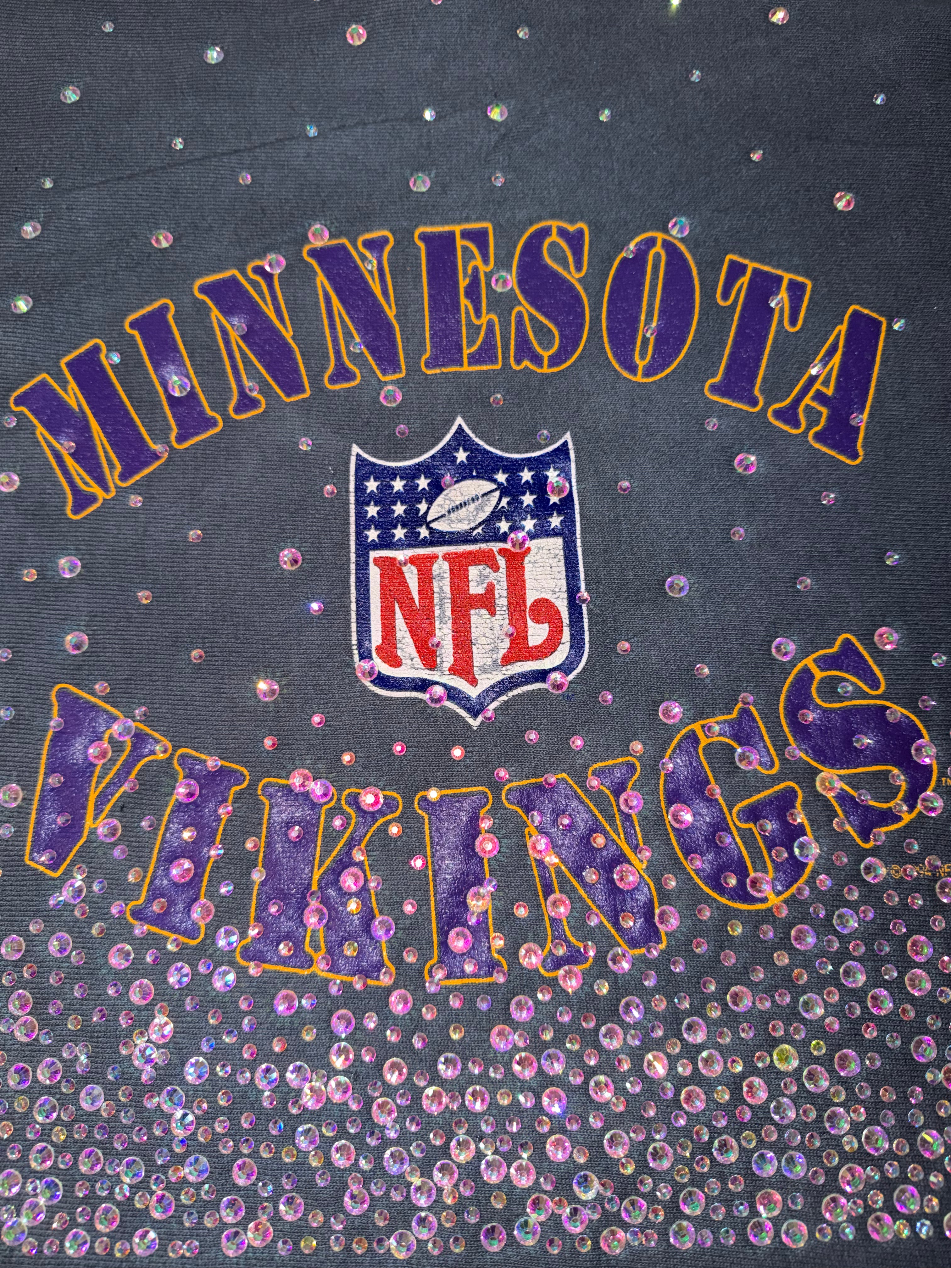 VIKINGS CROPPED CREWNECK
